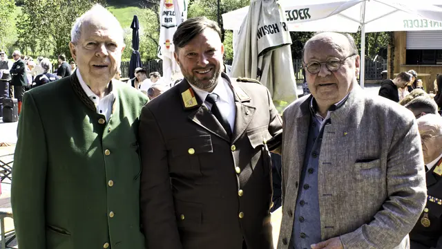 Johann Mied, Kdt. Gerald Lechner, Franz Seewald | Foto: Markus Achleitner