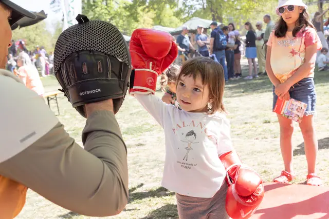 Aufschlag zu einer großen Boxkarriere?  | Foto: Konstantinov