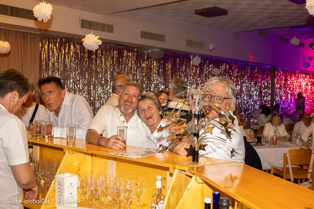 Die Bar war gut besucht. | Foto: cine-motion.at / R. Ivanek