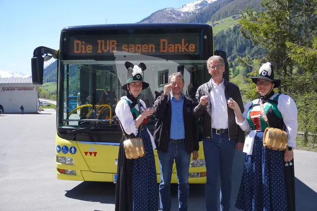 Die IVB verabschiedete sich feierlich aus dem Stubaital.  | Foto: AMG