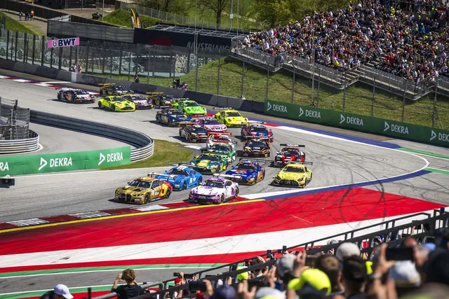 Spannung war von Kurve 1 weg garantiert. | Foto: RB/Lucas Pripfl