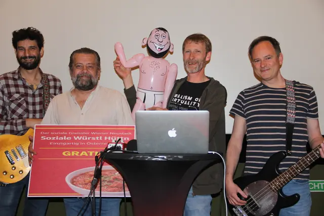 Die Wurmbuam spielten für das Sozialkaufhaus