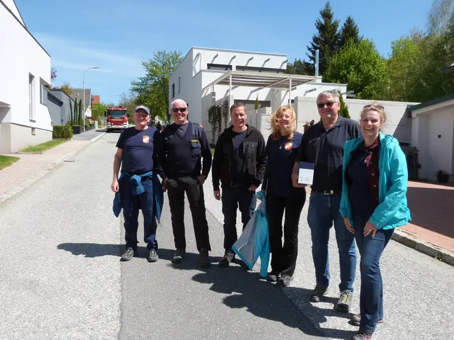 Rund 1.000 Teilnehmerinnen und Teilnehmer machten den Floriani-Wandertag in Weppersdorf zu einem echten Publikumsmagneten. | Foto: Vanessa Wittmann