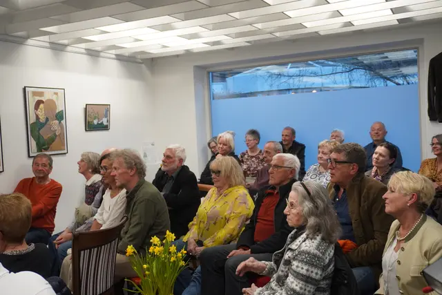 Der Saal war bis in die letzten Reihen gefüllt.  | Foto: AMG