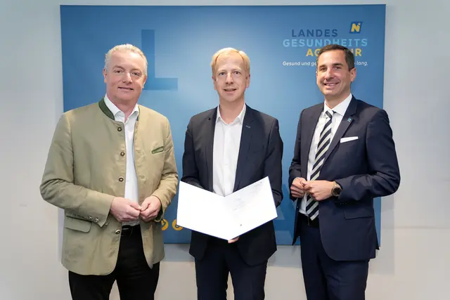 v.l.n.r.: LGA-Vorstand Mag. Gerhard Dafert, PBZ-Direktor Dkfm. Stephan Duursma, MBA, BA, LG-Vorstand Mag. Bernhard Kadlec | Foto: LGA