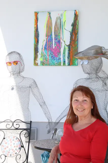 Obfrau Edith Sandhofer,  geb. und wohnhaft in Purbach am Neusiedler See. Nach dem Studium Grafik- und Kommunikationsdesign an der Höheren Graphischen Bundes-, Lehr- und Versuchsanstalt (HGBLuVA Leyserstraße Wien) mit Abschluss mit Meisterklasse viele Jahre im Grafik- und Multimediabereich (u.a. bei der Herstellung von Computertrickfilmen) tätig. Weitere Ausbildungen zur Dipl. Kunsttherapeutin, LSB-psychosoziale Beraterin, Coach und Supervisorin.