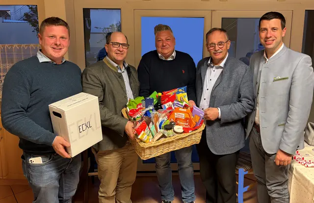 Graberns Bürgermeister Hofstetter wurde 50 – Kollegen gratulierten