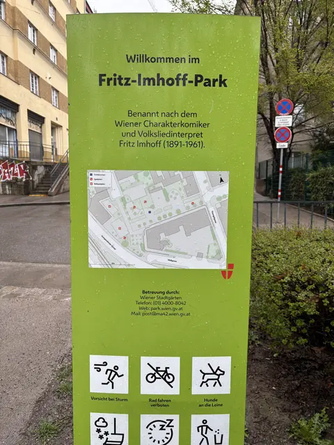 Der Fritz-Imhoff-Park wurde in einer ersten Maßnahme bereits eingezäunt. | Foto: Mathias Kautzky/MeinBezirk