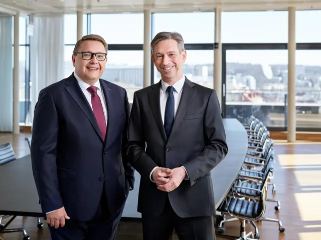 Energie Steiermark Vorstands-Team Martin Graf und Werner Ressi zogen am Montag Bilanz über das Jahr 2025.  | Foto: Alex Krischner
