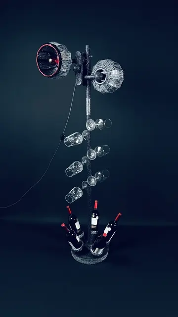 Kunstwerk von Künstler Ivan Rykhlo mit dem Titel "Modevine". | Foto: www.rykhlo-interiorluxe.com