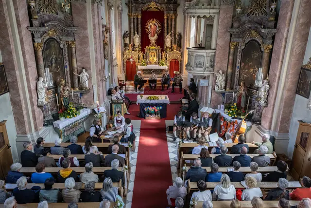Die Pfarrkirche Tristach war beim Mariensingen bis auf den letzten Platz gefüllt | Foto: T. Ausserlechner