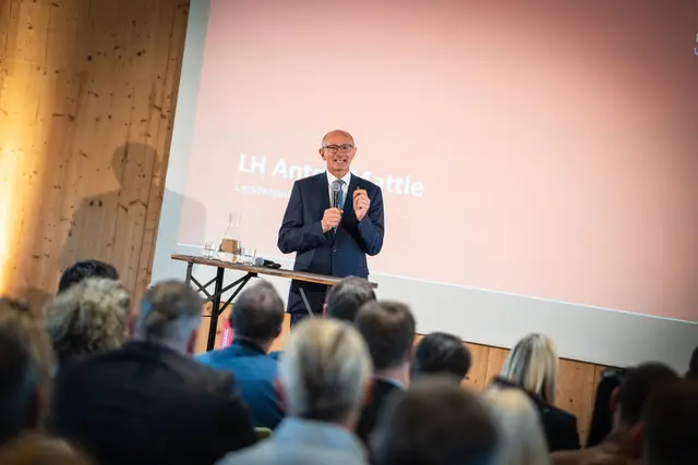 Landeshauptmann Anton Mattle: „Tirol lebt von seinen Gemeinden und den Menschen, die sich vor Ort engagieren." | Foto: Simon Fischler