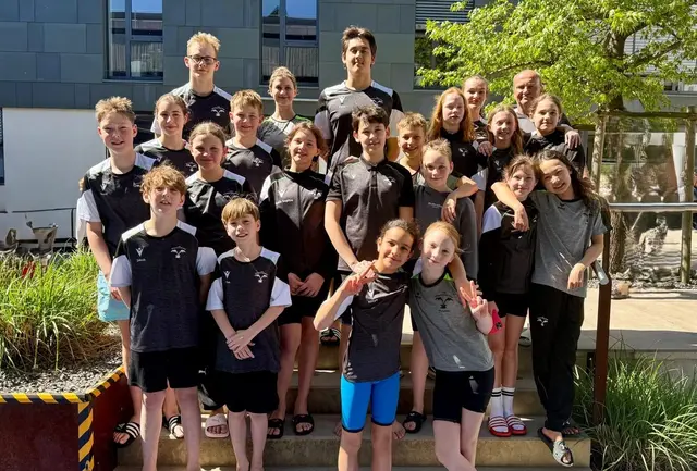 Steyrer Schwimmer triumphieren bei OÖ-Meeting, holen 21 Medaillen