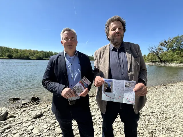 OÖ Landesfischereiverband-Geschäftsführer Klaus Berg und OÖ Landesfischermeister Gerhard Sandmayr. | Foto: MeinBezirk/Felix Aschermayer