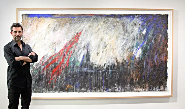 Jakob Kirchmayr setzt sich mit großen Themen der Gegenwart auseinander, die durchaus Bezug zur griechischen Mythologie haben können. Das Bild Prometheus aus dem Jahr 2023 ist in Imst zu sehen.