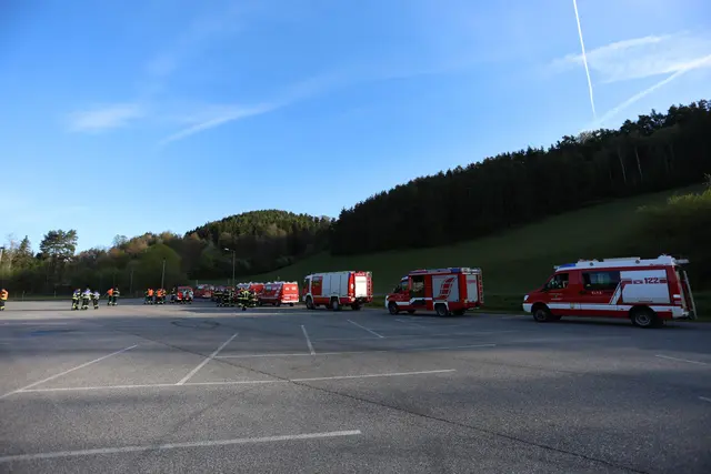 Foto: Bezirksführungsstab Wr Neustadt S5, Tobias Hübl, Teilnehmende Feuerwehren