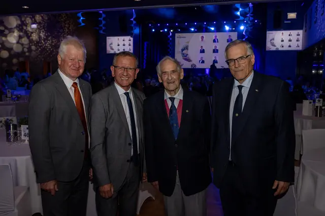 Franz Buzanich, Bgm Andreas Wimmreuter, Franz Straßgschwandtner, Leo Winter Präsident Kiwanis Zell am See  | Foto: Faistauer Photography