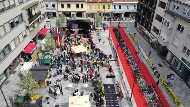 Am Hauptplatz findet der Zieleinlauf statt und ist gleichzeitig auch die Wechselzone.  | Foto: Stadtgemeinde Knittelfeld