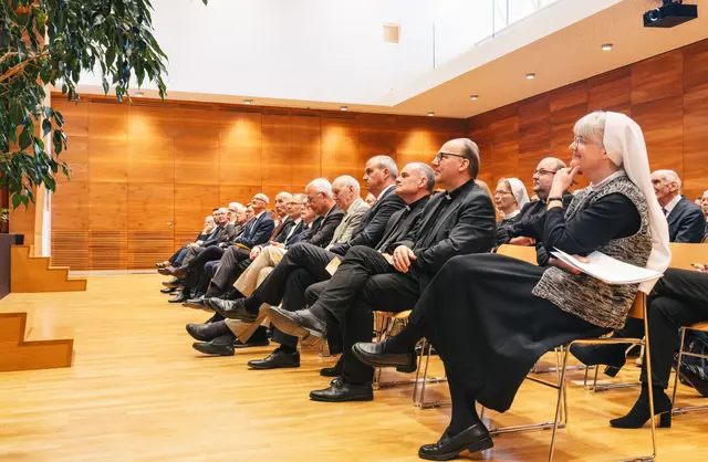 An die 90 Gäste nahmen am Festakt im Mutterhaus teil. | Foto: Kongr. der Barm. Schw. ZamS/Martina Kopp