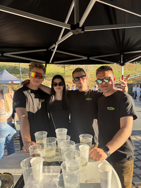 Mitglieder des Kleesomm-Brauchtumvereins | Foto: Lena Ferstl