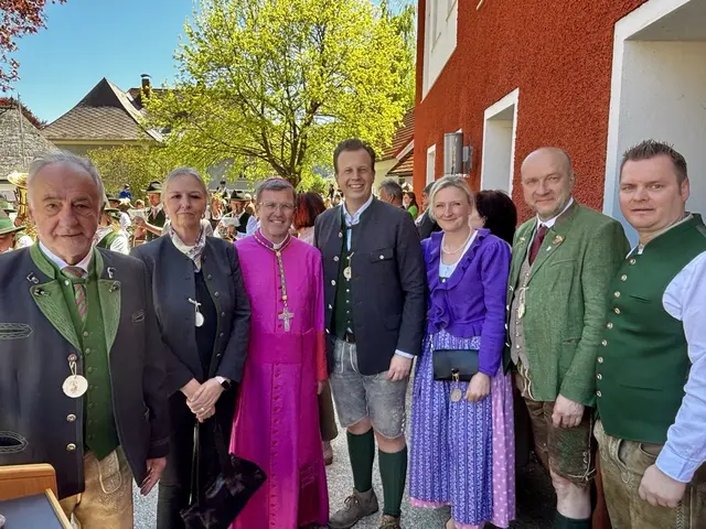 Viele Gäste aus Politik und Wirtschaft folgten der Einladung zum Georgifest.