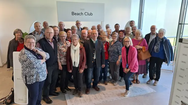 Natur und Technik können auch die Senioren in Staunen versetzen.  | Foto: Franz Faustmann