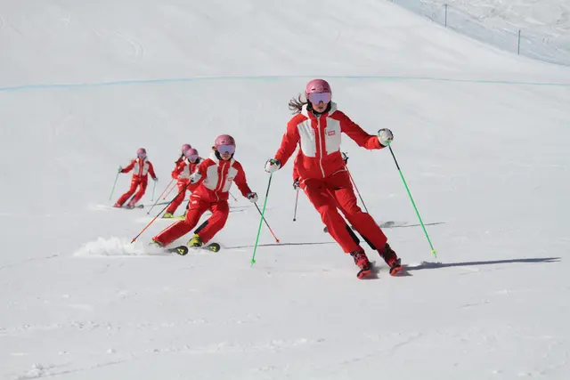 Die jungen Ramsauerinnen verteidigten in der Schweiz ihren im Vorjahr gewonnen EM-Titel souverän. | Foto: Slope Sisters