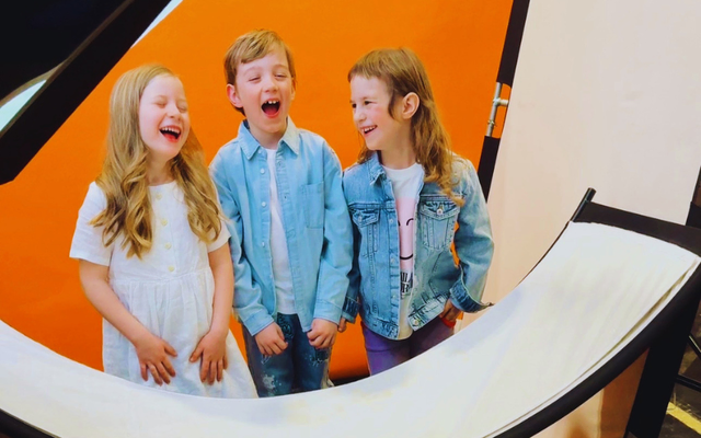 [Anzeige] BITTE LÄCHELN! Hier gibt's erste Backstage-Einblicke!