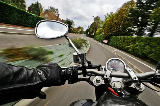 56-Jähriger Motorradlenker nach Ausweichmanöver schwer verletzt