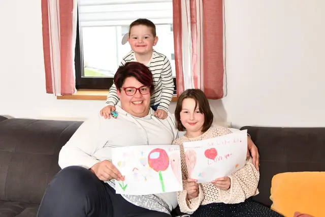 Carina Fuchs kämpft nun alleine für ihre beiden Kinder weiter. | Foto: Pechmann
