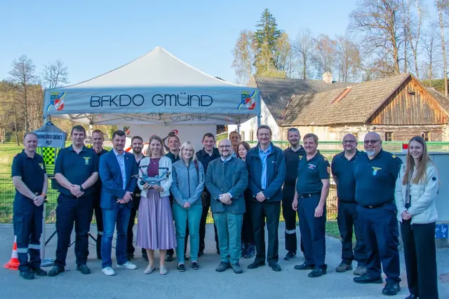 Neue Feuerwehrdrohne bei Feuerwehr Hörmanns stationiert