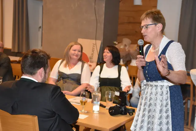 Bezirksbauernrat Perg mit Neuwahlen des BB Bezirksvorstands und Nominierung der LK-Räte im GH Häuserer in Mitterkirchen.  | Foto: Robert Zinterhof
