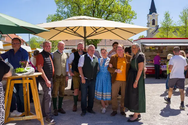 Maibaum und Handwerk – so begeisterte Lanzenkirchen seine Gäste