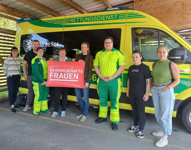 Das Team des ÖGB Regionalfrauenvorstand-Südweststeiermark mit Grünen-Kreuz-Geschäftsführerin Katrin Hütter 
 | Foto: ÖGB Regionalfrauenvorstand