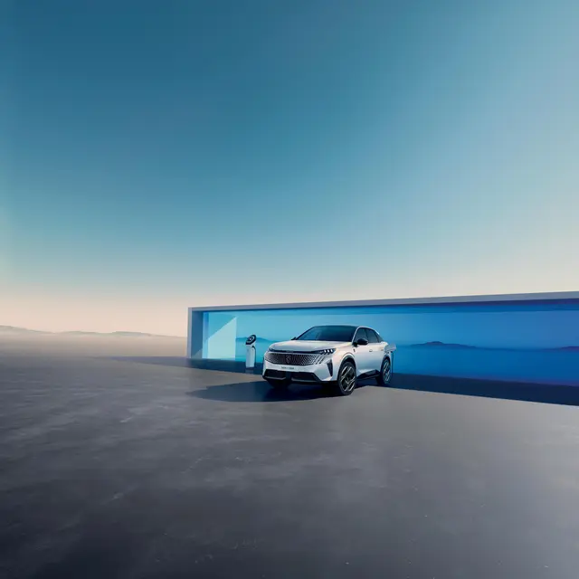 Der Peugeot E-3008 steht für den Aufbruch in eine neue Mobilitätsära beim Autopark Innsbruck – mit markantem Design, innovativem i-Cockpit und bis zu 700 km elektrischer Reichweite. | Foto: Autopark Innsbruck