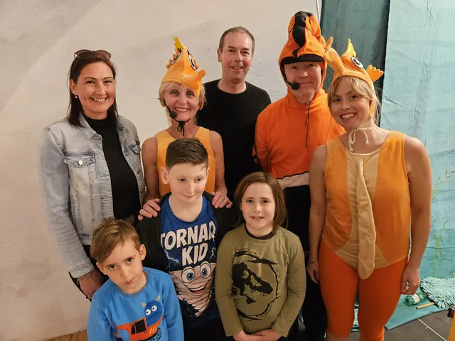 Das Kinder-Musical „Unter dem Meer“ hat die Burg Laa in eine lebendige Unterwasserwelt verwandelt und zahlreiche kleine sowie große Besucherinnen und Besucher begeistert.
 | Foto: Stadtgemeinde Laa