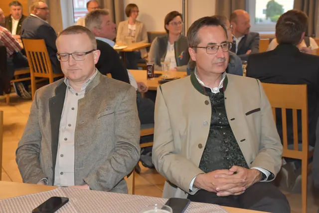 Bezirksbauernrat Perg mit Neuwahlen des BB Bezirksvorstands und Nominierung der LK-Räte im GH Häuserer in Mitterkirchen.  | Foto: Robert Zinterhof