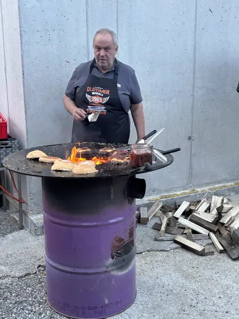Grillmeister bei der Arbeit | Foto: MeinBezirk Perg/Köck