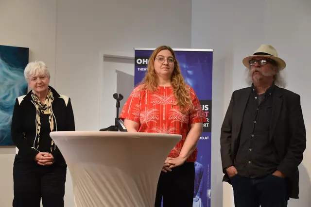 Künstlerin Elke Mischling, Autorin Katrin Bernhardt und Peter Wagner | Foto: MeinBezirk/Michael Strini