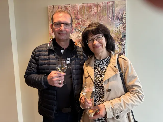 Amtsfrau Roswitha Feitl und ihr Gatte Herbert überbrachten die Grüße der Stadtgemeinde Jennersdorf. | Foto: Anna Maria Kaufmann