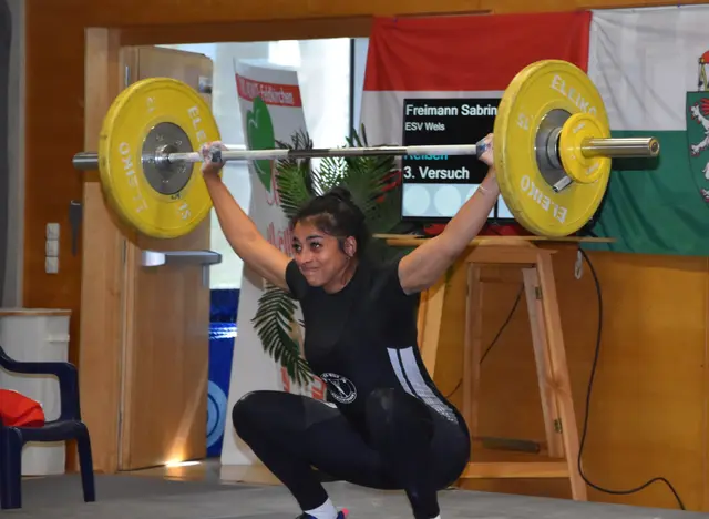 Sabrina Freimann beim Reißen. | Foto: Conny Högg