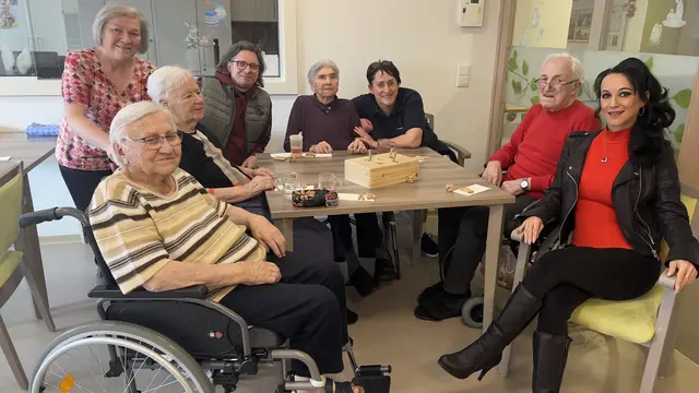 "Wir feiern das Leben!" heißt es mit der "Zweier WG" im Pflegekompetenzzentrum Großpetersdorf. | Foto: Perfect Promotion