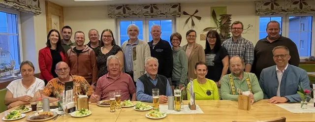 Die Jahreshauptversammlung bot den Mitgliedern die Gelegenheit, sich abseits des Bauernmarktgeschehens in angenehmer Atmosphäre im Gasthaus Dinghofer in Wartberg/Aist auszutauschen. | Foto: Bauernmarkt Bruckmühle