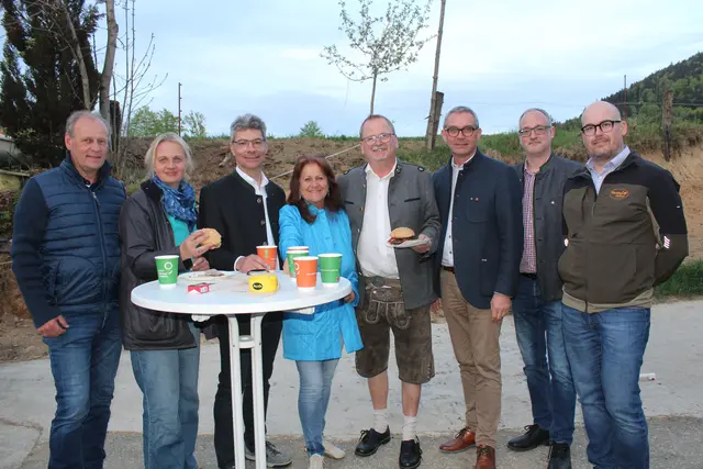 Manfred und Franziska Fröschl, Bernhard Lengauer, Notburga Astleitner, Franz Leitner, Franz Waldenberger, Hans-Jürgen Achleitner und Michael Temper. | Foto: MeinBezirk Perg/Köck