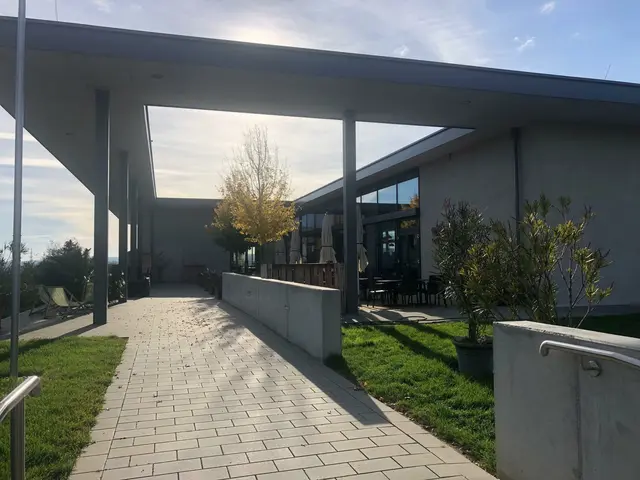 Im Veranstaltungszentrum „W4 – Wein | Genuss | Kultur“ in Röschitz sorgte ein gut besuchter Vortrag für großes Interesse. | Foto: Markus Kahrer