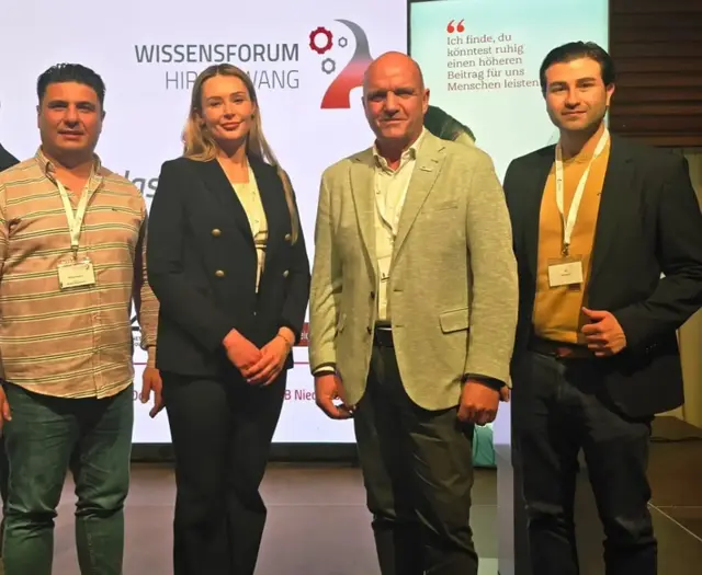 AK-Kammerrat Ahmet Günes (Gemeinderat in Herzogenburg), Dzeneta Celovic (AKNÖ), Markus Wieser (AK NÖ Präsident, ÖGB NÖ Vorsitzender) sowie Gemeinderat Mert Özsecgin. | Foto: SPÖ Krems