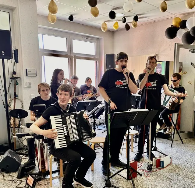 Für die passende Atmosphäre sorgte die Band „Mundwerk“, die den Abend musikalisch umrahmte. 