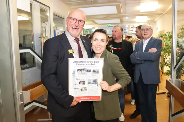 Sabine Huber, RegionalMedien Kärnten Geschäftsstellenleitung Villach, bedankte sich für die gute jahrelange Zusammenarbeit. | Foto: MeinBezirk/Chiara Kresse