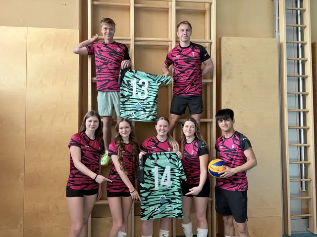 Mit neuen Dressen startet das Team motiviert in die Saison