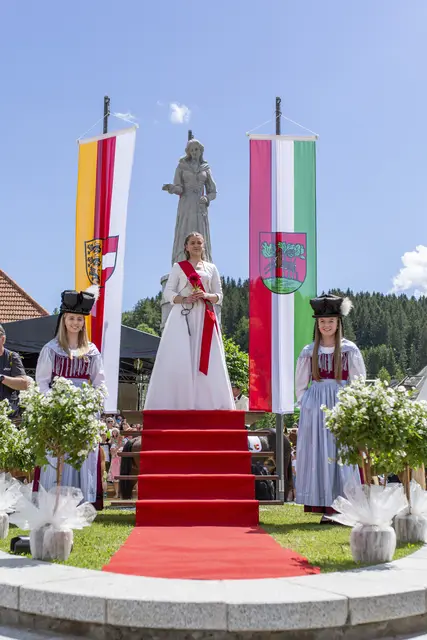 2022 fand das letzte Jubiläums-Kranzelreiten mit einer  "lebendigen Jungfrau" statt. | Foto: Gerald Wallner